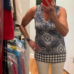 Women's Sleeveless Blue Patterned Top